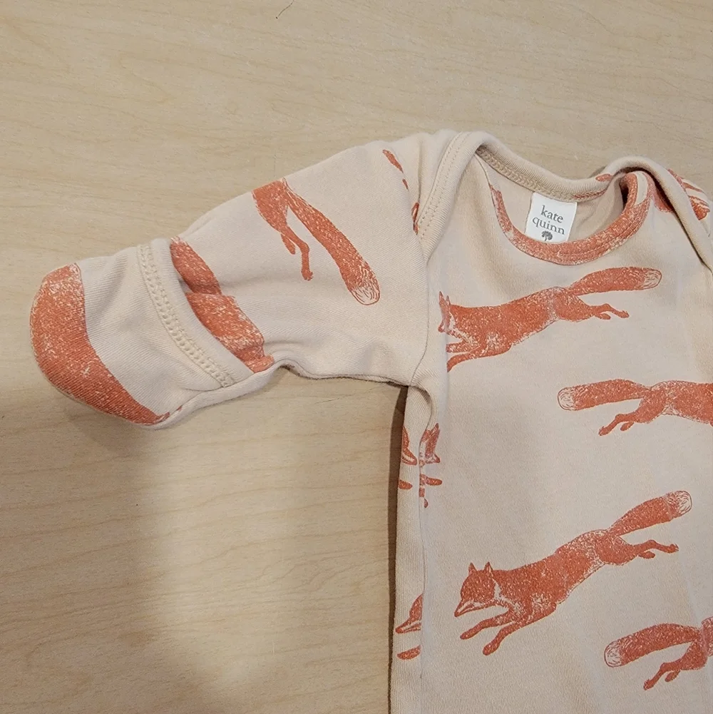 Kate Quinn 0-3 Month Fox Print Baby Sleep Knotted Gown - Picture 4 of 5